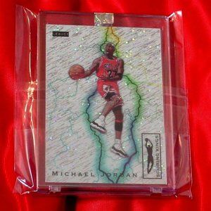 Michael Jordan White Sparkle Card